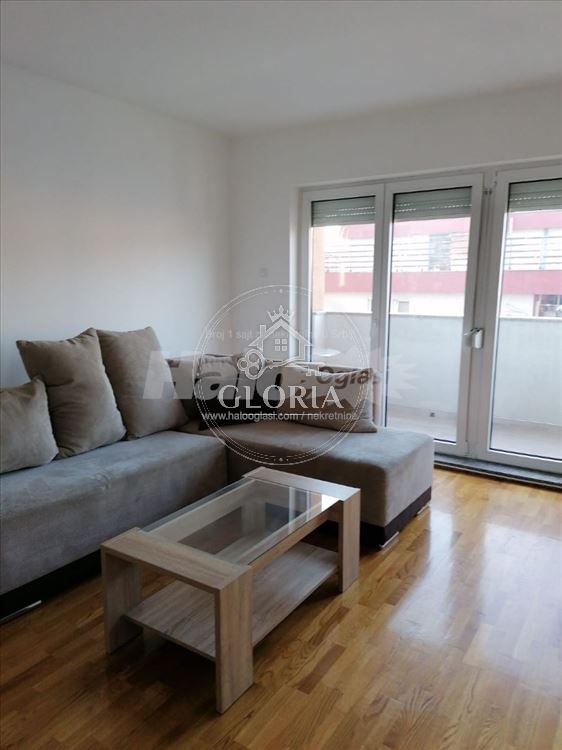 Двухкомнатная квартира, 56 м², Центр, Градска локация