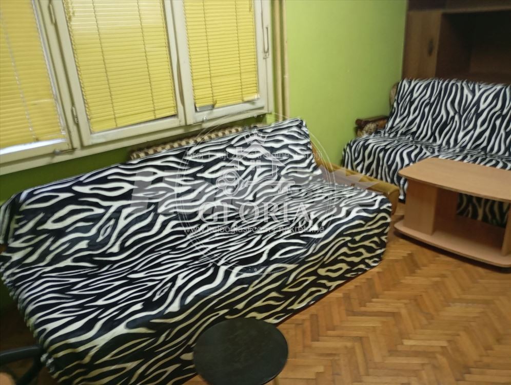 Трёхкомнатная квартира, 72 м², Нови град, Земун