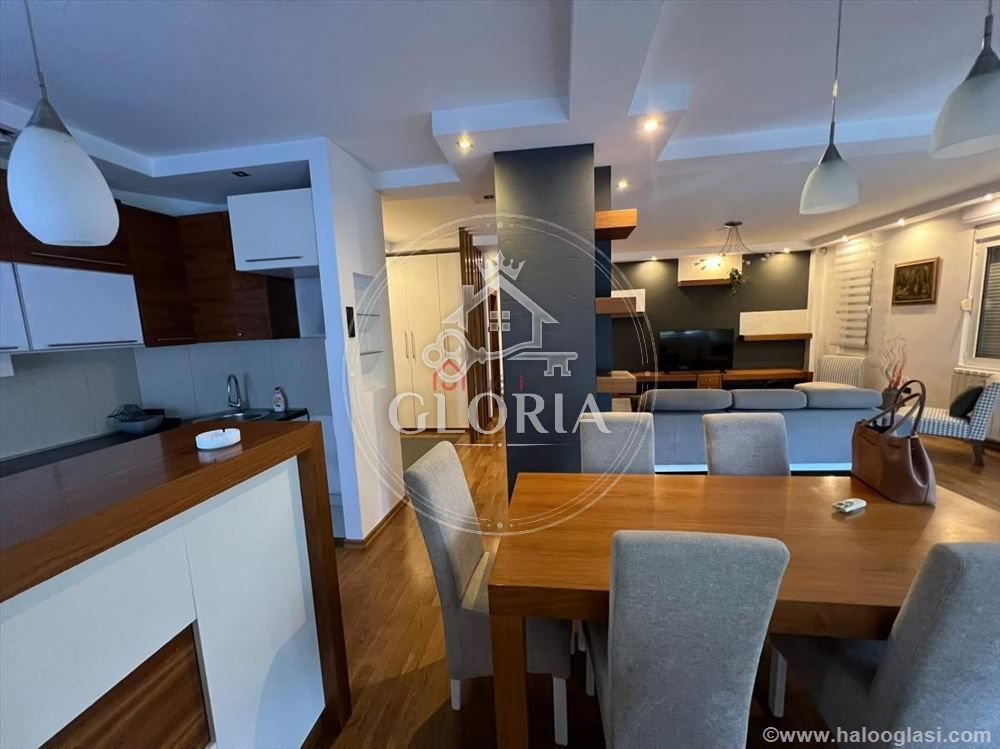 Четырёхкомнатная квартира, 130 м², Дедине -, Савски-Венац, фото 2