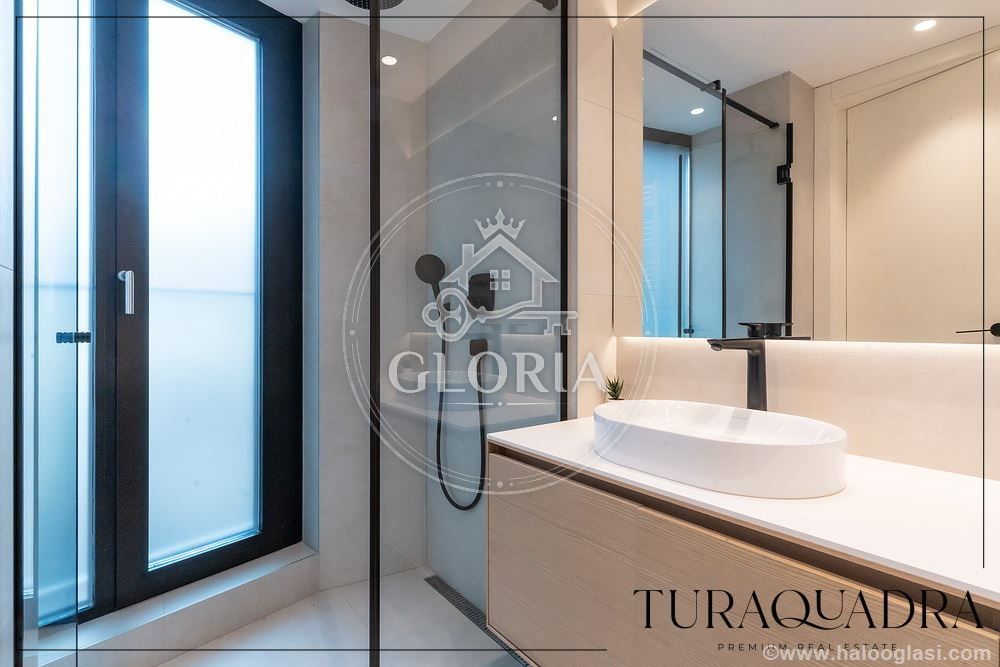 Трёхкомнатная квартира, 119.9 м², Андричев венац -, Старый город, фото 10