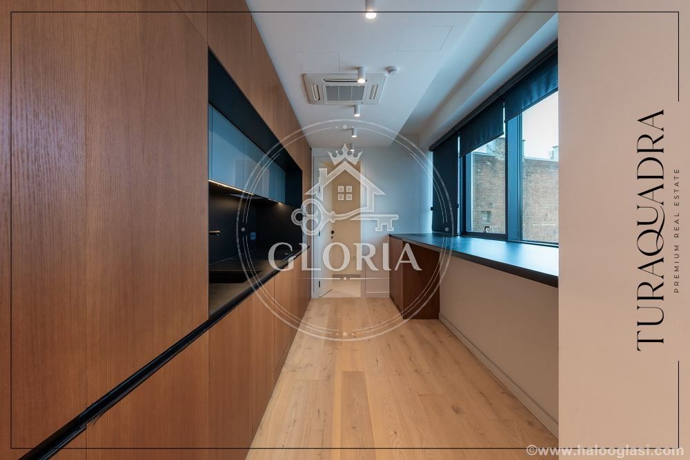 Трёхкомнатная квартира, 161.38 м², Андричев венац -, Старый город, фото 9