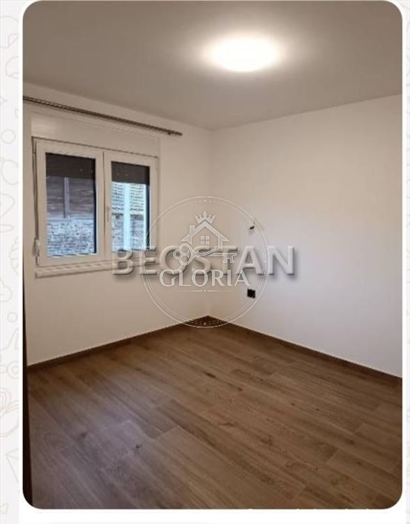 2,5-комнатная квартира, 61 м², Сурчин (mesto), Сурчин, фото 4