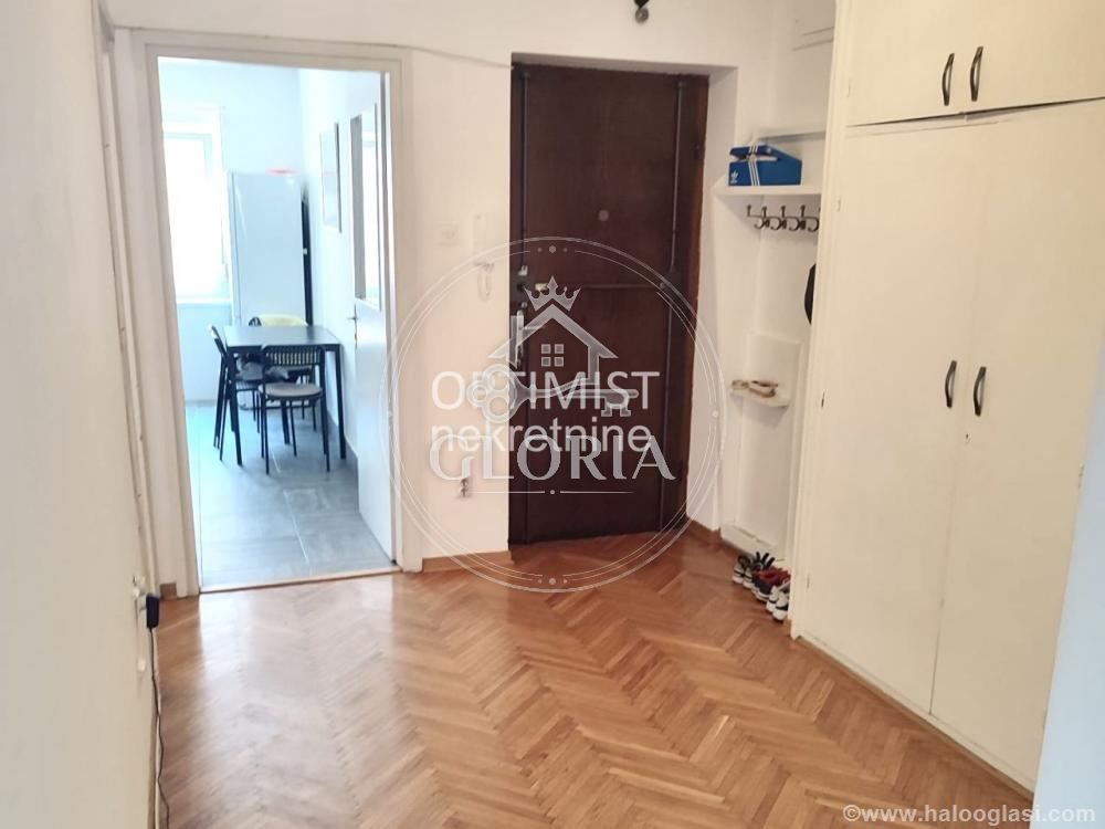 Двухкомнатная квартира, 57 м², Центр, Старый город, фото 10