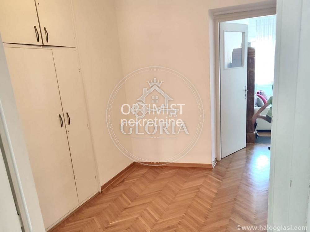 Двухкомнатная квартира, 57 м², Центр, Старый город, фото 9