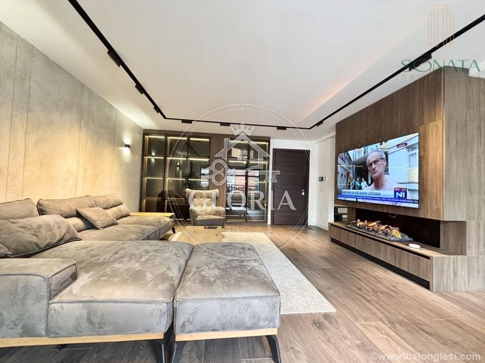 5-комнатная квартира, 200 м², Каленич пияца, Врачар