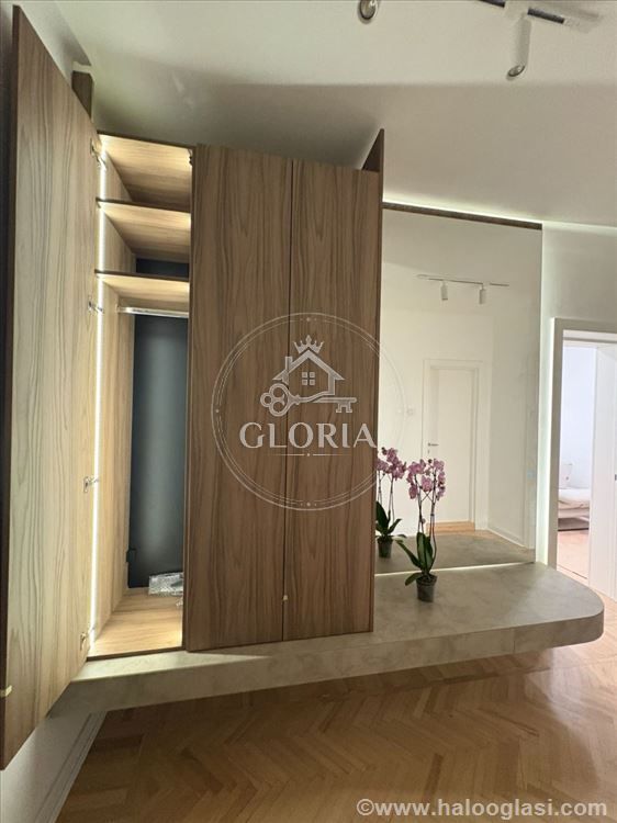 Двухкомнатная квартира, 62 м², Скадарлия, Старый город, фото 2