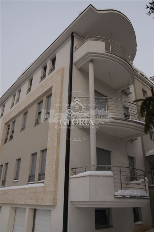 Однокомнатная квартира, 40 м², ВМА, Савски-Венац