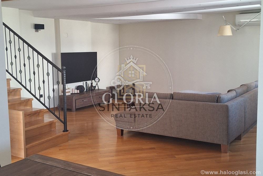 Четырёхкомнатная квартира, 179 м², Краля Петра, Старый город, фото 2