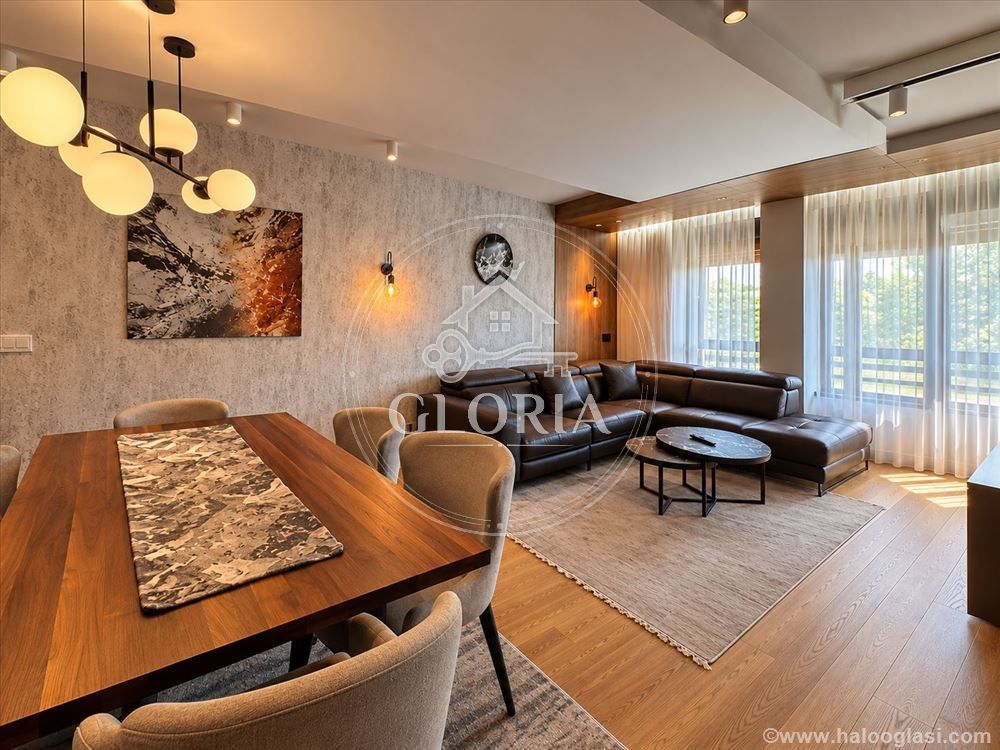 Трёхкомнатная квартира, 85 м², Модерно опремлен, Луксузан