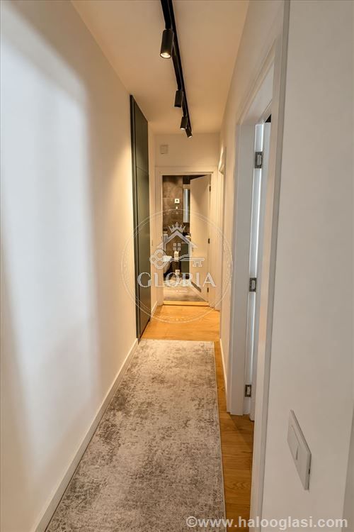 Трёхкомнатная квартира, 85 м², Модерно опремлен, Луксузан, фото 12