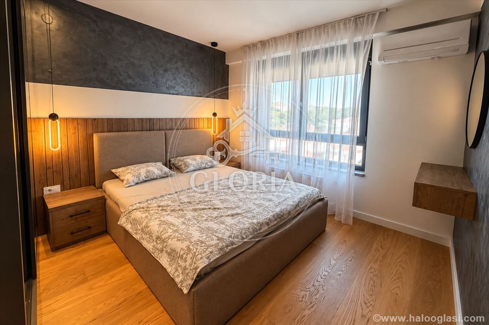 Трёхкомнатная квартира, 85 м², Модерно опремлен, Луксузан, фото 7