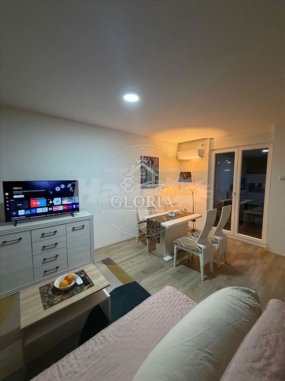 Двухкомнатная квартира, 45 м², Ротквария, Нови-Сад