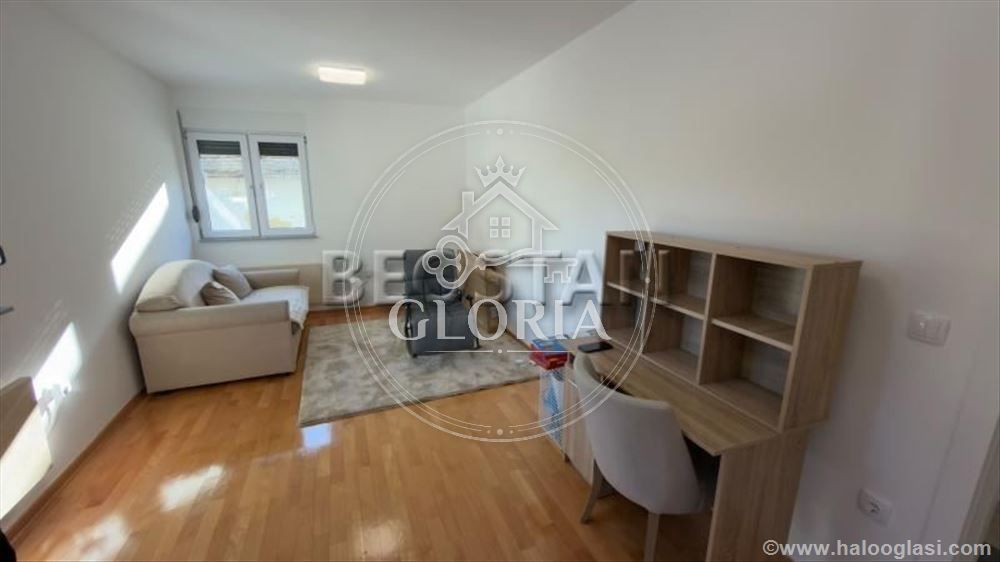 Двухкомнатная квартира, 45 м², Калвария, Земун, фото 10