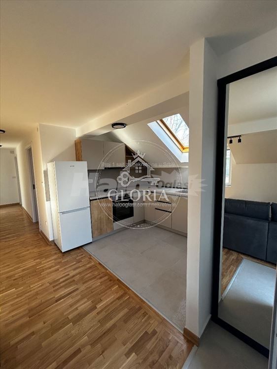 2,5-комнатная квартира, 60 м², Стара Бежания, Новый Белград, фото 2