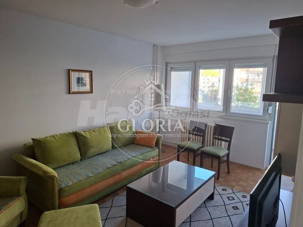 Трёхкомнатная квартира, 70 м², Стари Меркатор, Новый Белград, фото 10