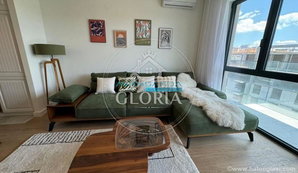 Трёхкомнатная квартира, 80 м², Београд на води, Савски-Венац