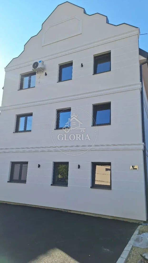 Двухкомнатная квартира, 55 м², Сурчин, фото 3