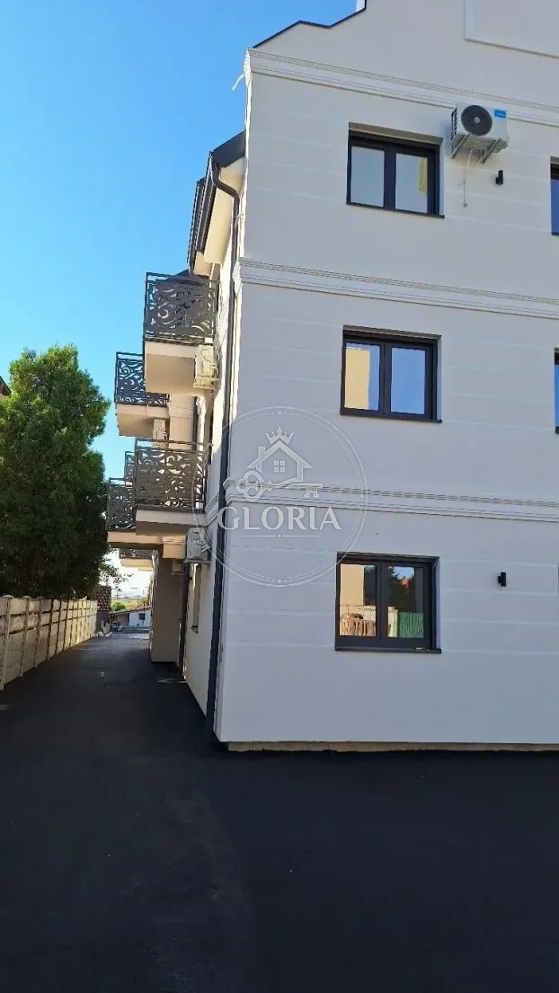 Двухкомнатная квартира, 55 м², Сурчин, фото 5