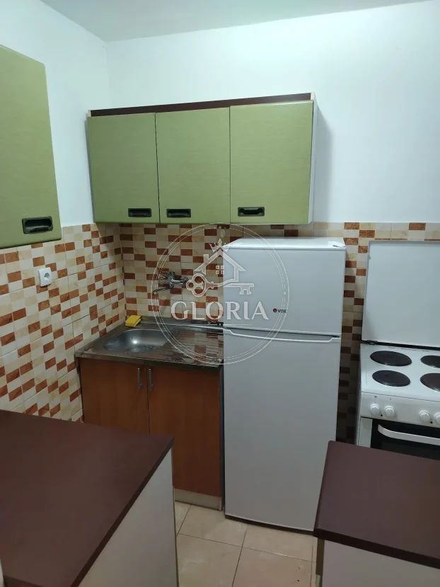 Двухкомнатная квартира, 40 м², Звездара