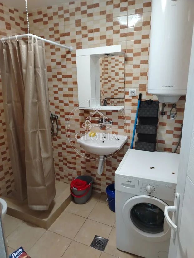 Двухкомнатная квартира, 40 м², Звездара, фото 10