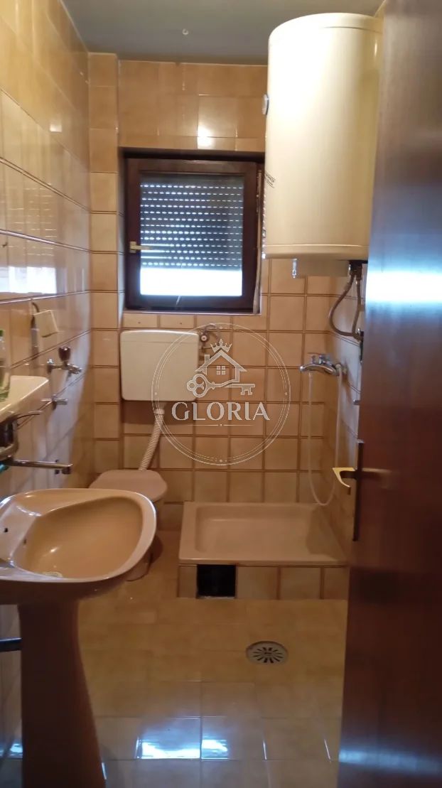 Трёхкомнатная квартира, 70 м², Гроцка, фото 6