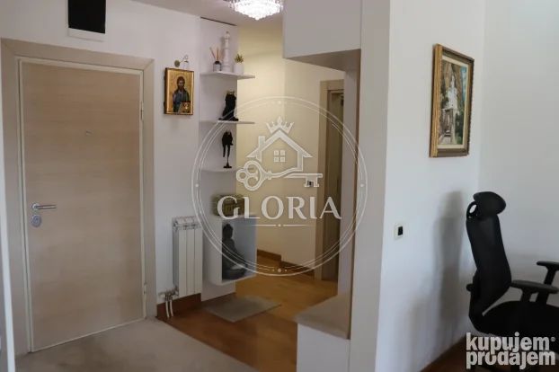 Четырёхкомнатная квартира, 103 м², Йове Илича, Вождовац, фото 3