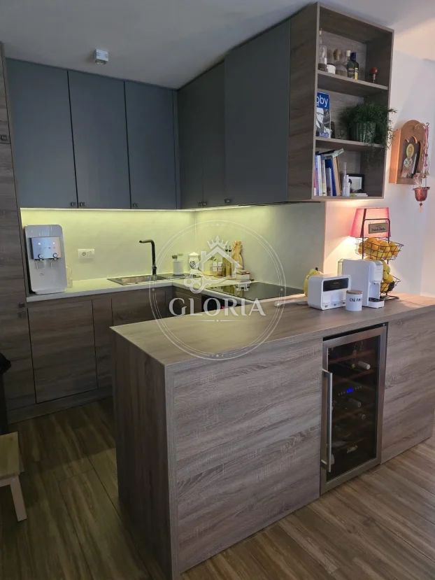 Четырёхкомнатная квартира, 125 м², Прегревица, Земун, фото 3