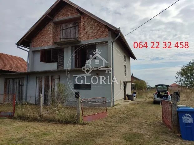 Дом, 220 м², Грмовац, Земун