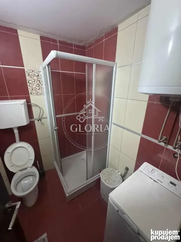 5-комнатная квартира, 110 м², Лазаревац, фото 12