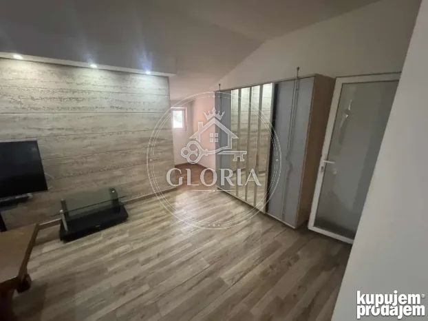 5-комнатная квартира, 110 м², Лазаревац, фото 8