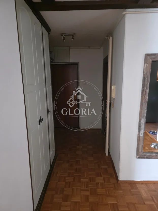Трёхкомнатная квартира, 74 м², Блок 70 (kineski тржни centar), Новый Белград, фото 4