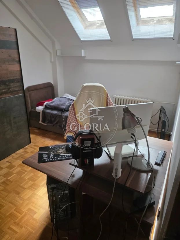 Трёхкомнатная квартира, 74 м², Блок 70 (kineski тржни centar), Новый Белград, фото 9