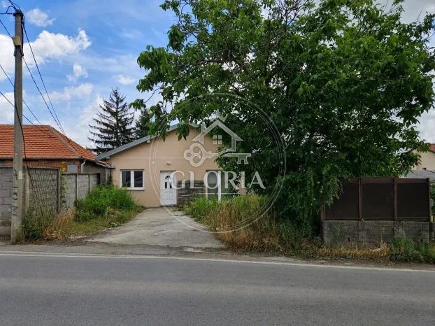 Дом, 82 м², Мали Мокри Луг, Звездара