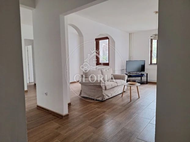 2,5-комнатная квартира, 81 м², Новый Белград