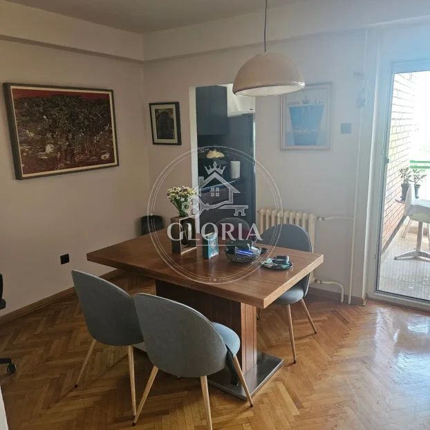 3,5-комнатная квартира, 86 м², Чукарица, фото 2