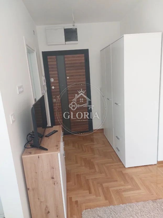 Студия, 24 м², Алтина, Земун, фото 12