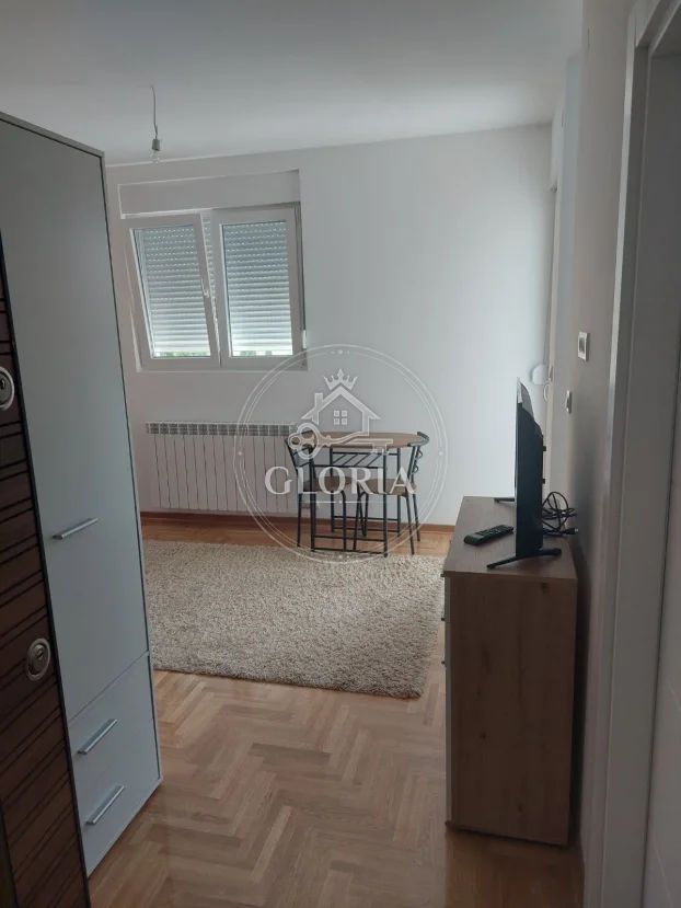 Студия, 24 м², Алтина, Земун, фото 8
