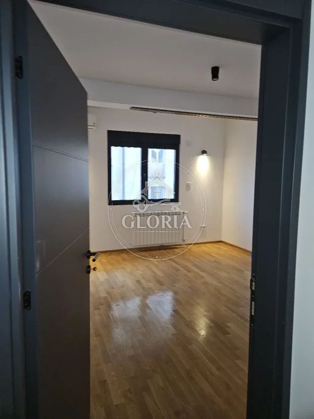 Трёхкомнатная квартира, 88 м², Врачар, фото 9