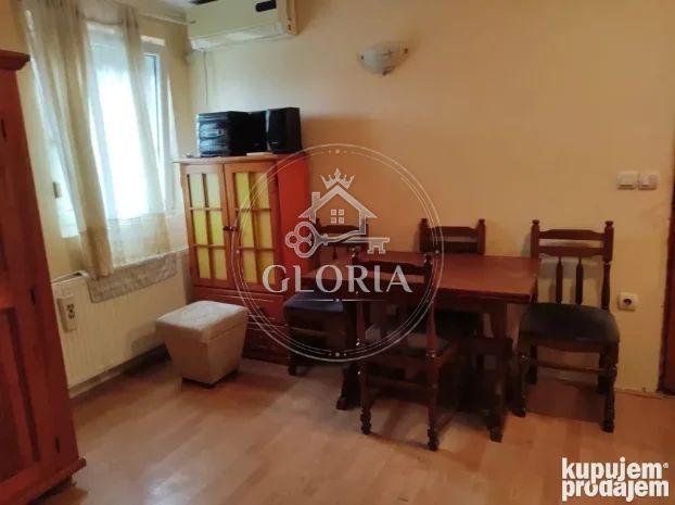 Студия, 40 м², Земун поле, Земун, фото 4
