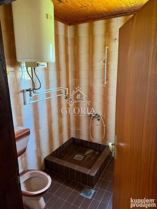 Дом, 423 м², Мала Врбица, Младеновац, фото 14