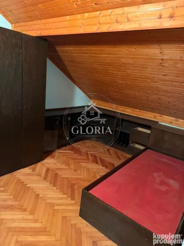 Дом, 423 м², Мала Врбица, Младеновац, фото 8