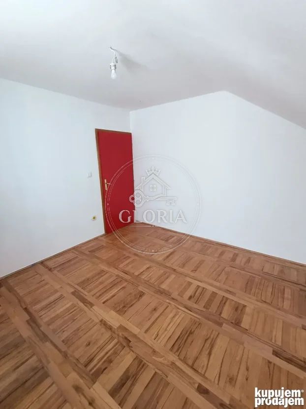 2,5-комнатная квартира, 85 м², Земун, фото 7