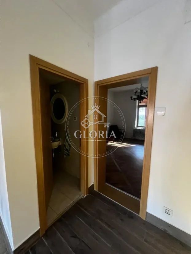 Дом, 320 м², © ОпенСтреетМап цонтрибуторс, Савски-Венац, фото 12