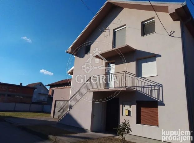 Трёхкомнатная квартира, 80 м², Палилула