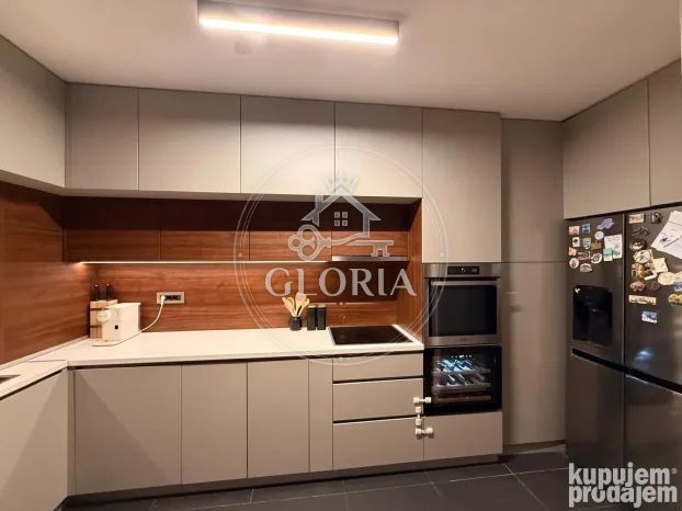 Трёхкомнатная квартира, 67.5 м², Палилула, фото 15