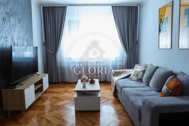 Трёхкомнатная квартира, 60 м², Балканска, Савски-Венац