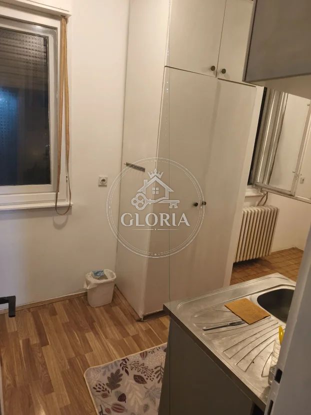 Двухкомнатная квартира, 50 м², Звездара