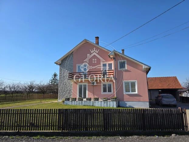 Дом, 180 м², Лазаревац (mesto), Лазаревац, фото 2