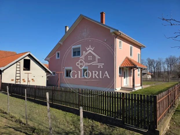 Дом, 180 м², Лазаревац (mesto), Лазаревац, фото 5
