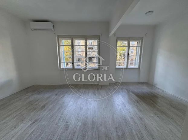 Трёхкомнатная квартира, 86 м², Старый город, фото 6